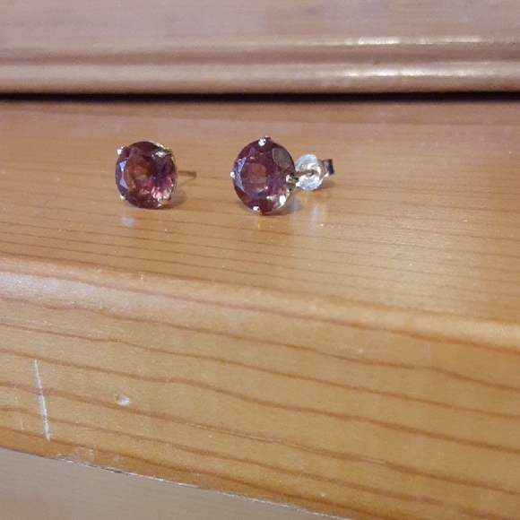 10K Mystic Topaz Studs - Picture 6 of 7